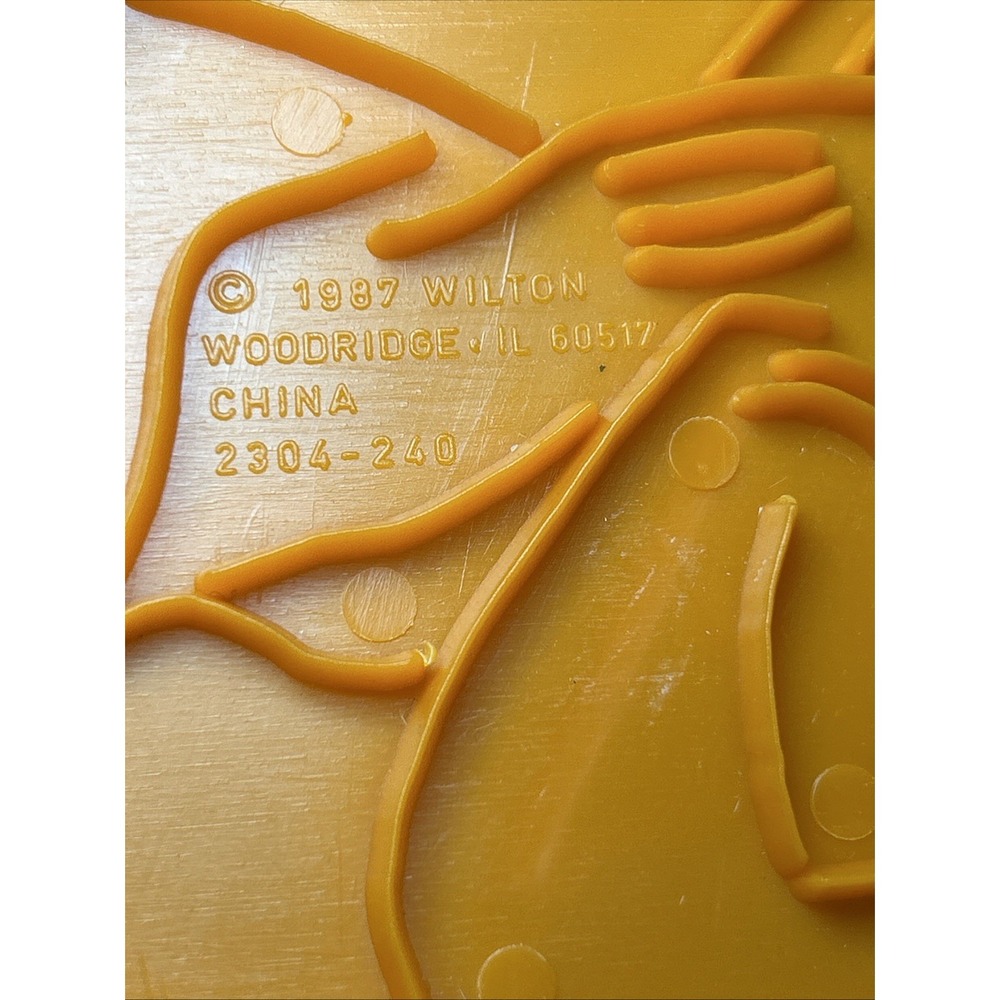 Vintage Halloween Cookie Cutters Wilton & Hallmark Haunted House, Witch, Ghost - Picture 7 of 9